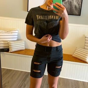 Malibu- Distressed shorts